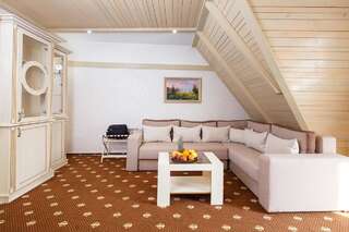 Отель Chevalier Hotel & SPA Буковель Люкс с кроватью размера «king-size», камином, балконом и доступом в спа-центр-5